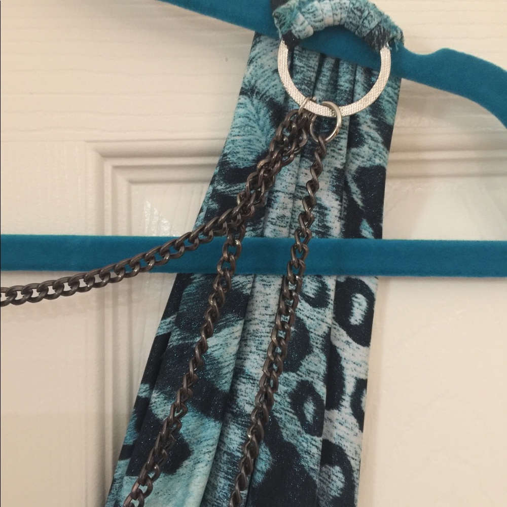 Dress - Picture 3 of 6